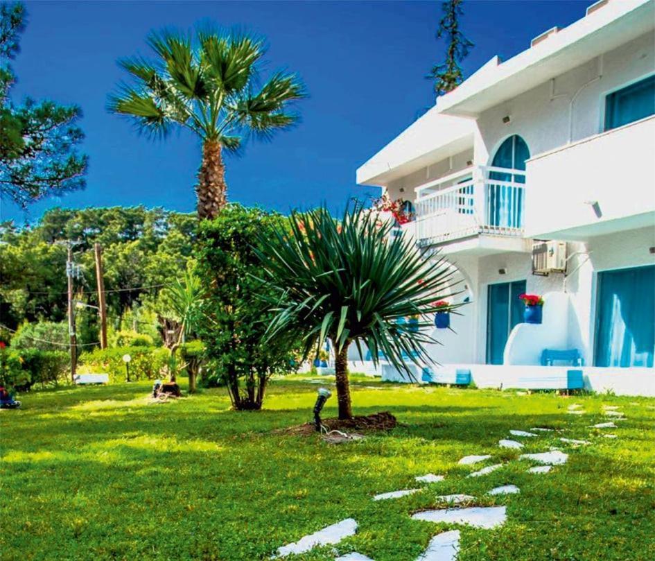 Trees Art Hotel Ялиссос Экстерьер фото